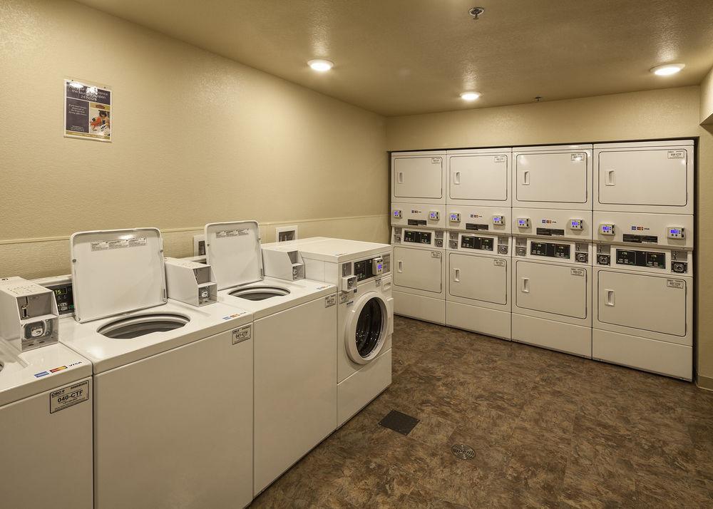 Best Studio Inn 霍姆斯戴德 外观 照片